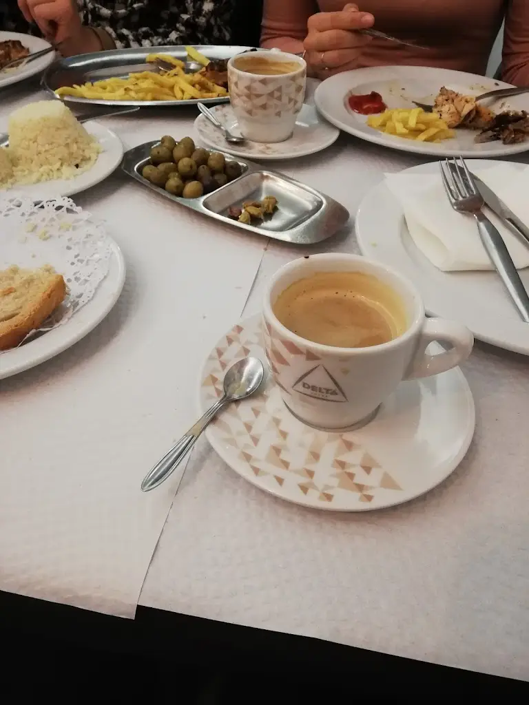 Menu_Restaurante Churrasqueira Avô Marmelo_Portalegre_imagen_7