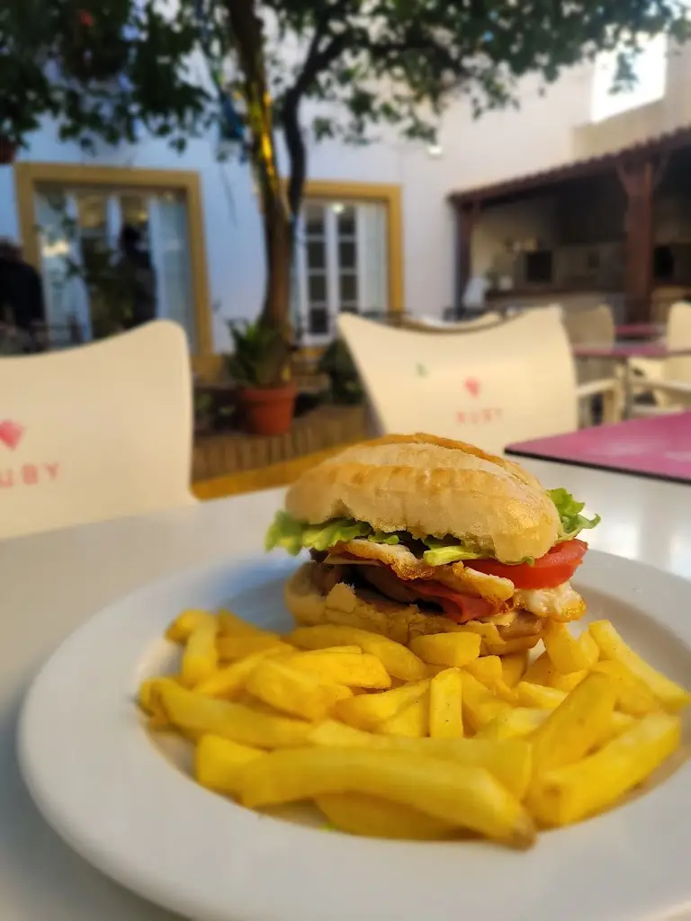 Restaurante Bar Zukka_Portalegre_slider_image_3