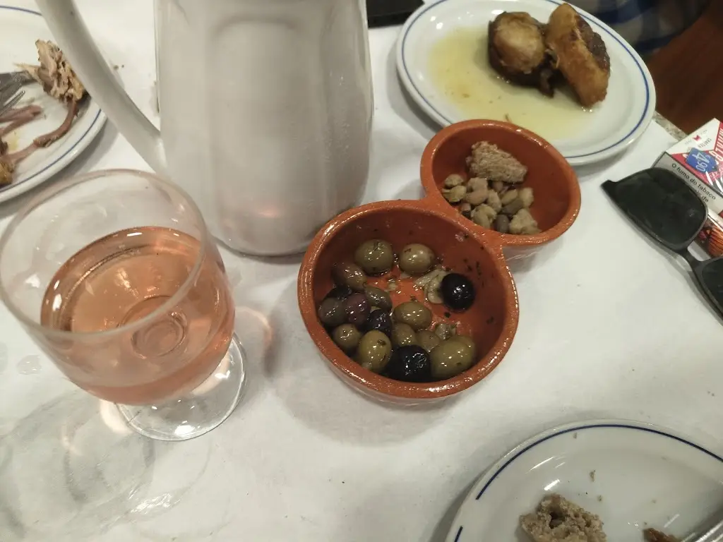 Hugo Oliveira_Casa Madureira_Baguim do Monte_recensione