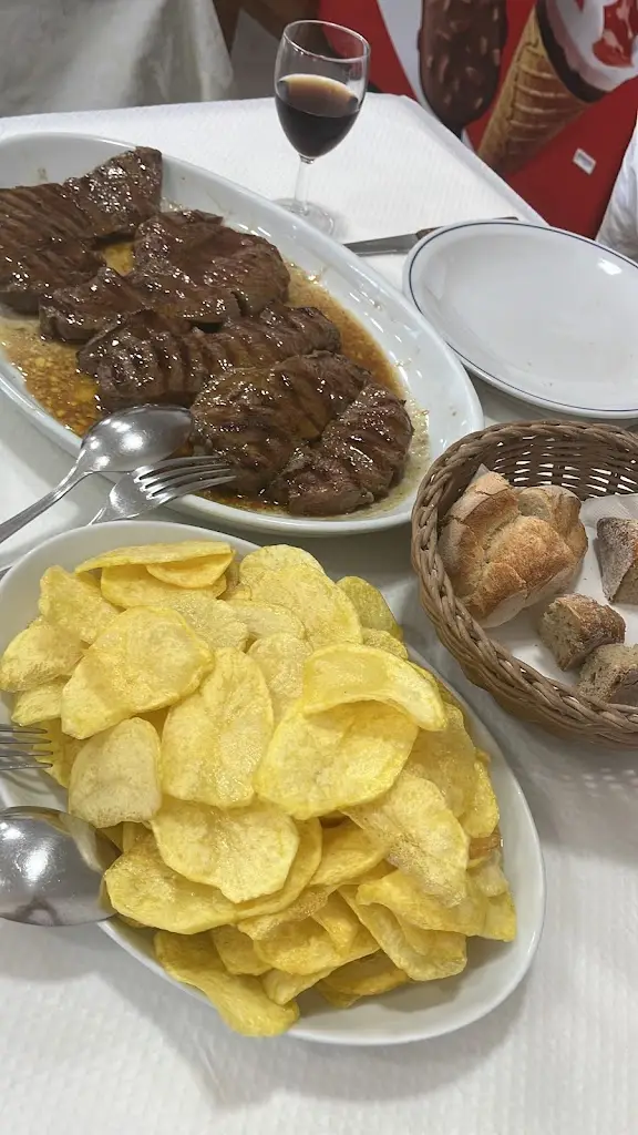 Ruby van Veen_Adega Sousa_Barrosas_review