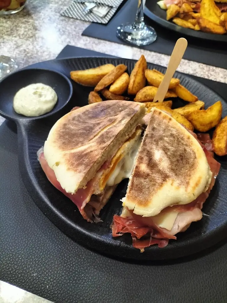 A Tasquinha do Dragão_Canidelo_slider_image_3