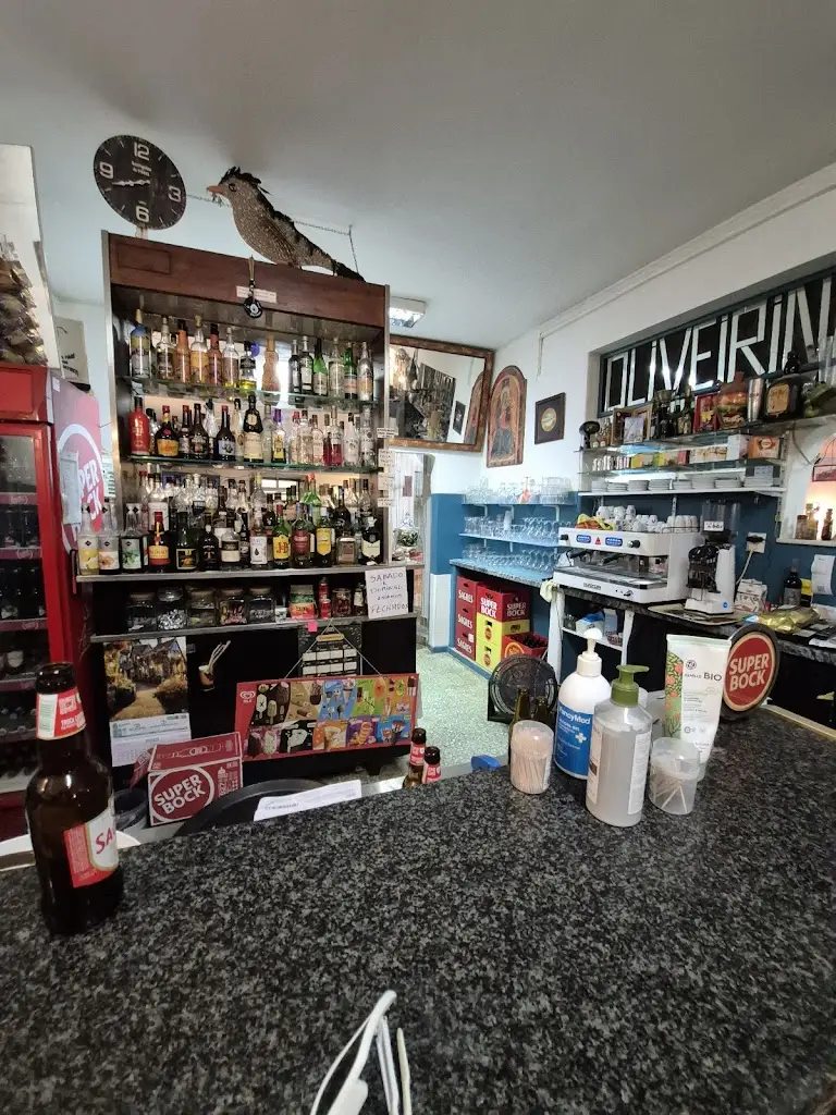 László Tömösvári_Oliveirinha_Oliveirinha_recensione