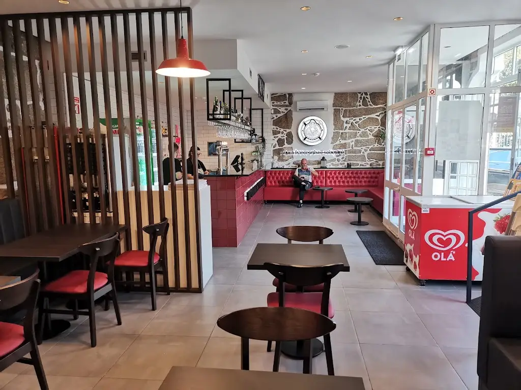 República das Francesinhas_Baltar_slider_image_1