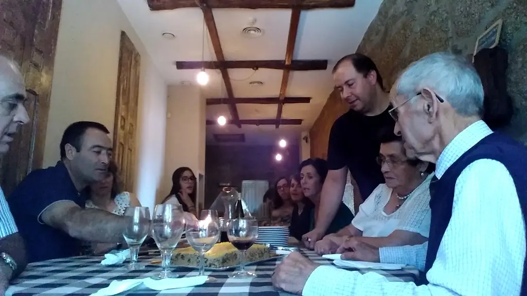 Restaurante Ardósia_Baltar_slider_image_2