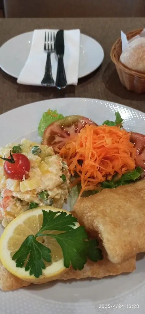 Rita Mendes_O Zangão_Baltar_recensione