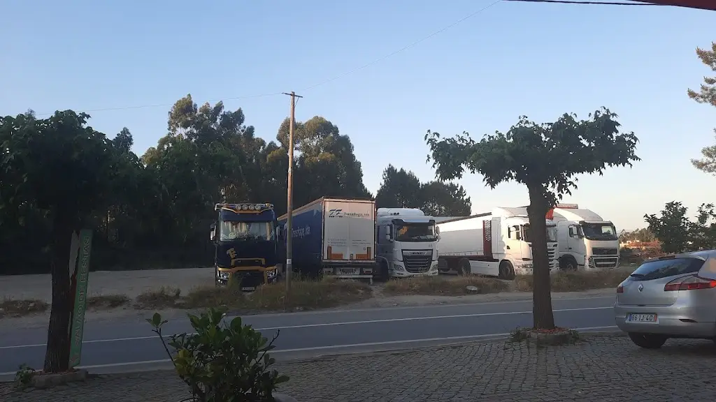 Victor Rodrigues_Ponto De Encontro- Prato do dia_Baltar_review