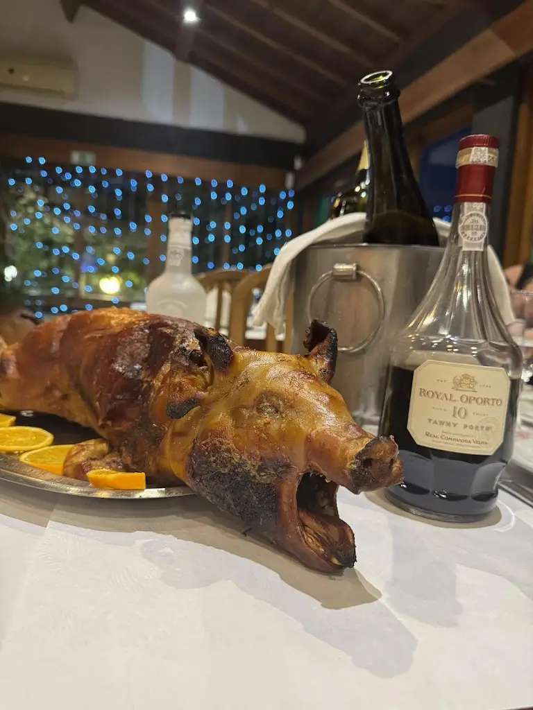 Stéphanie LAVANCIER_Restaurante Rochedo dos Leitões_Bougado_reseña