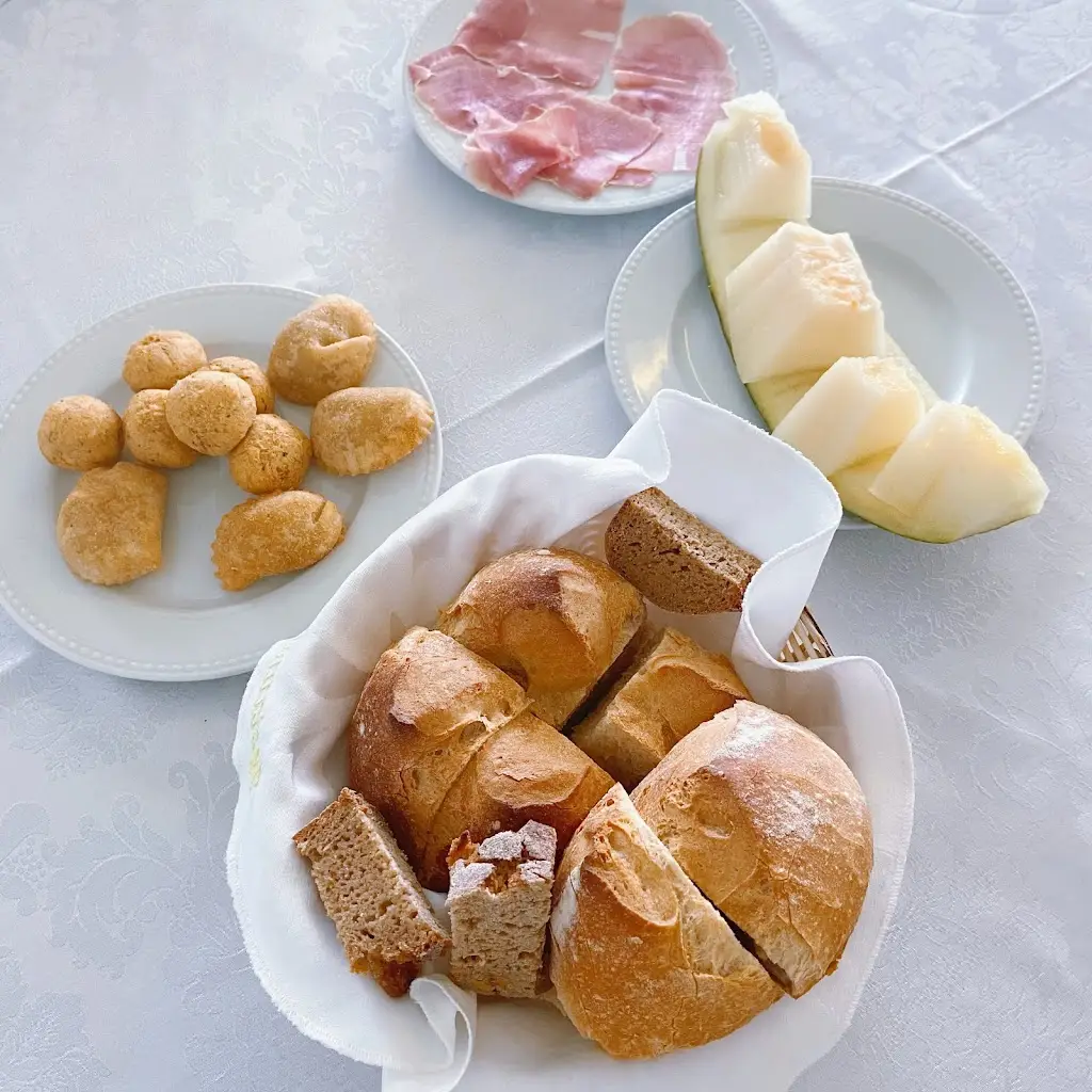 Jessyca Cue_Lina_Bougado_recensione