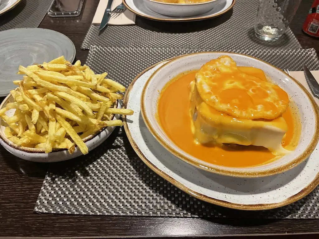 Manuela Alencar_AMMA Cervejaria_Bougado_recensione