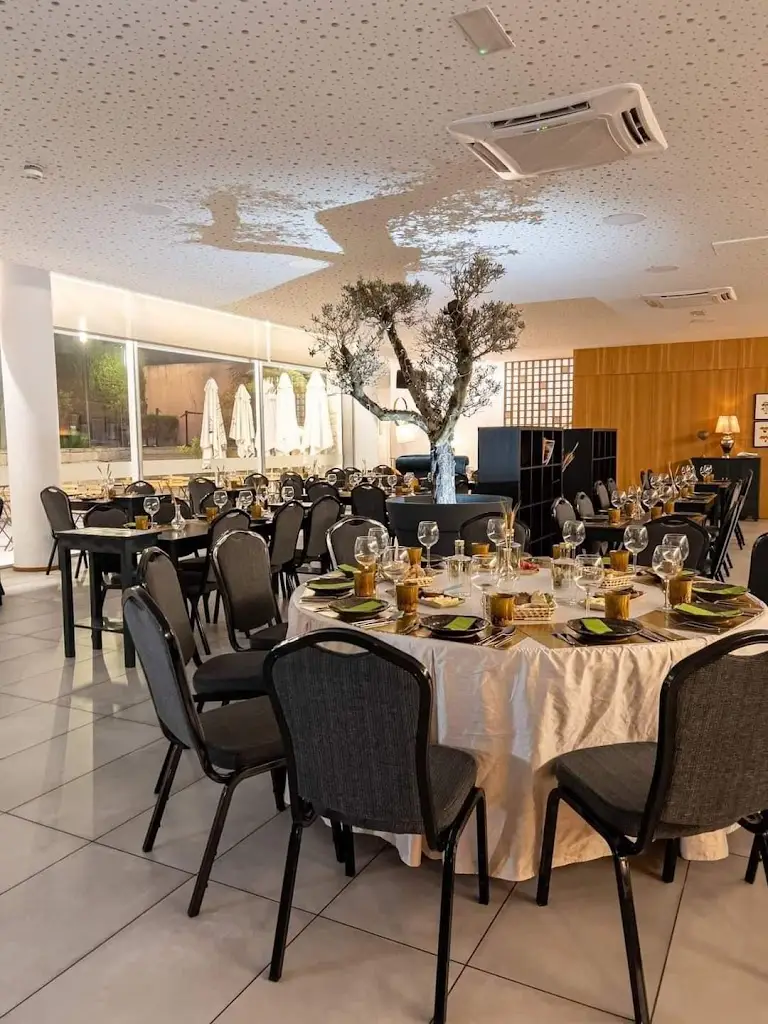 Huile D'Olive - Restaurante Mediterrâneo_Milheirós de Poiares_slider_image_1