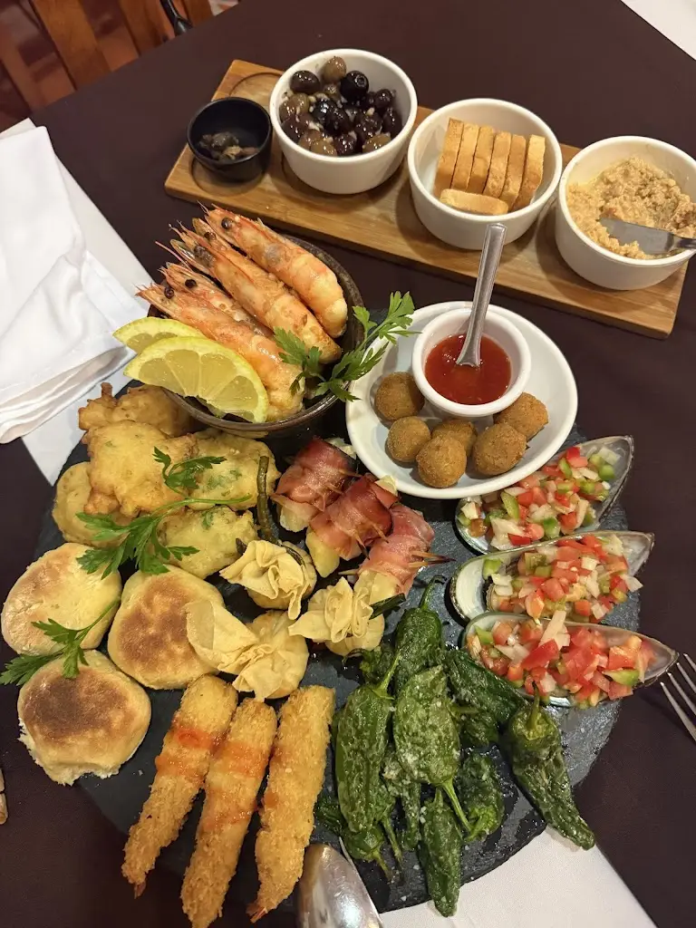 Ines Rodrigues_O Brouas_Castelões de Cepeda_recensione