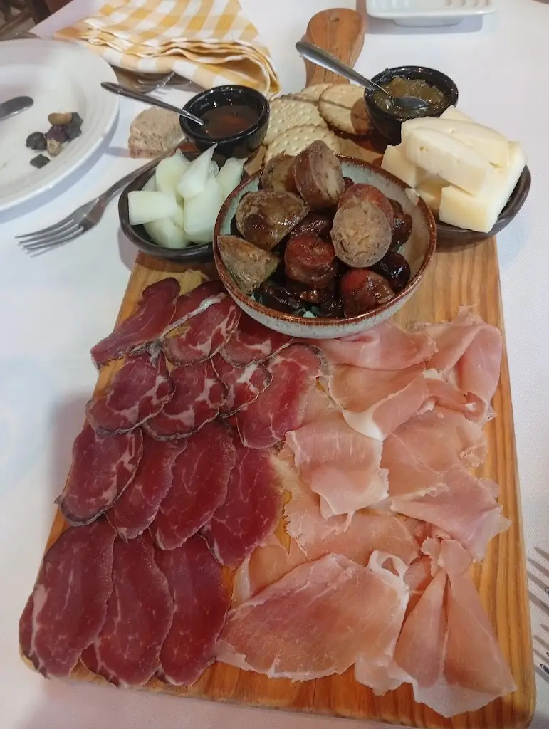 Rui Miranda_Encosta do Moinho_Castelões de Cepeda_review