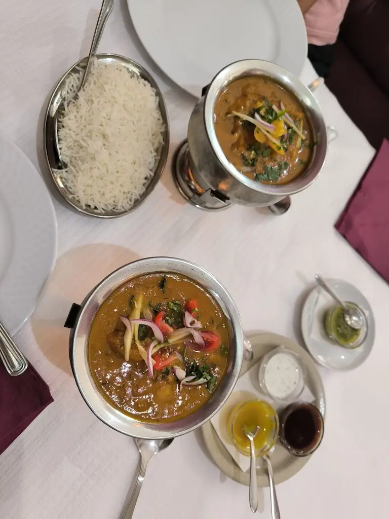 Monica Monteiro_Raj Darbar Indian Restaurant_Castelões de Cepeda_recensione