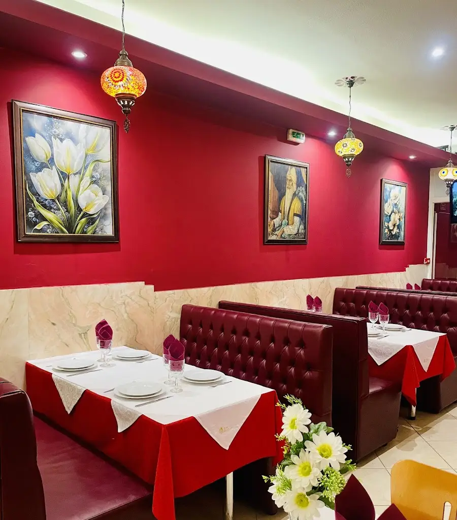 Raj Darbar Indian Restaurant ristorante a Castelões de Cepeda