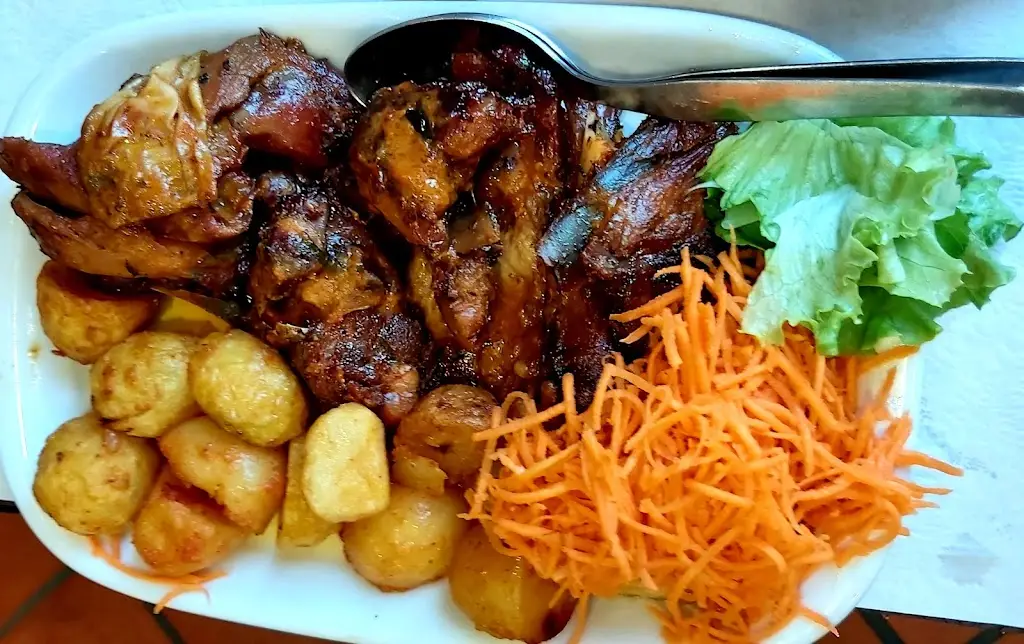 Menu_Churrasqueira AvenidaParedes_Castelões de Cepeda_immagine_7