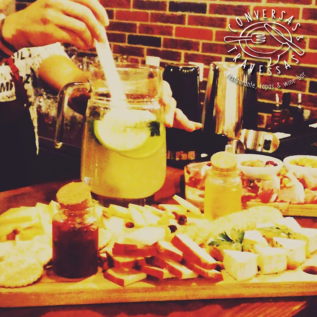 Conversas & Travessas Restaurante Wine Bar Tapas_Castelões de Cepeda_slider_image_3