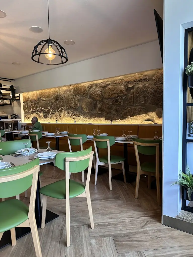 Polina Shcharbak_O Tal Famoso_Baião_reseña