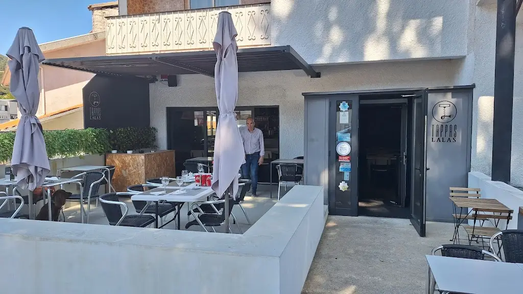 M E_Tappas Lalas_Baião_recensione