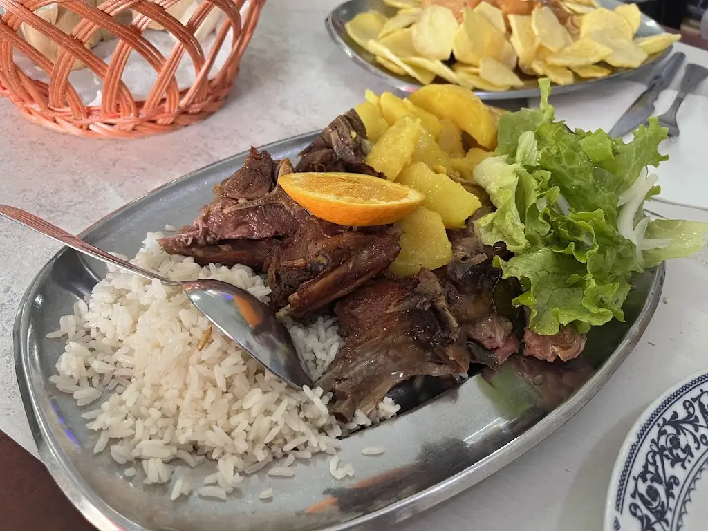 Antonieta Ponce de Leão_Pedra Azul_Fânzeres_review