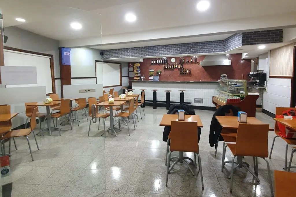 Costa das Bifanas_Fânzeres_slider_image_1