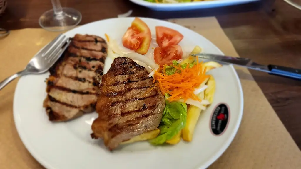 Menu_Está nas Brasas_Leça do Bailio_image_2