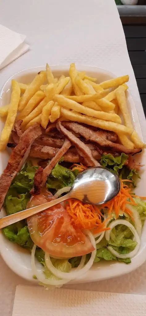 Menu_Está nas Brasas_Leça do Bailio_image_7