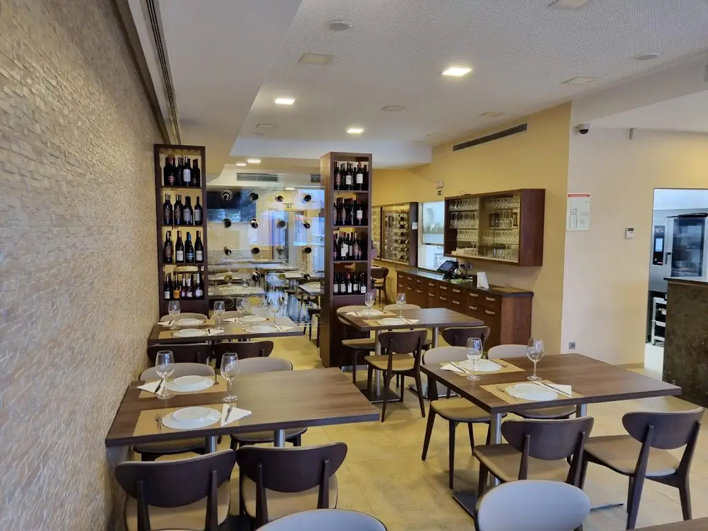 Está nas Brasas ristorante a Leça do Bailio
