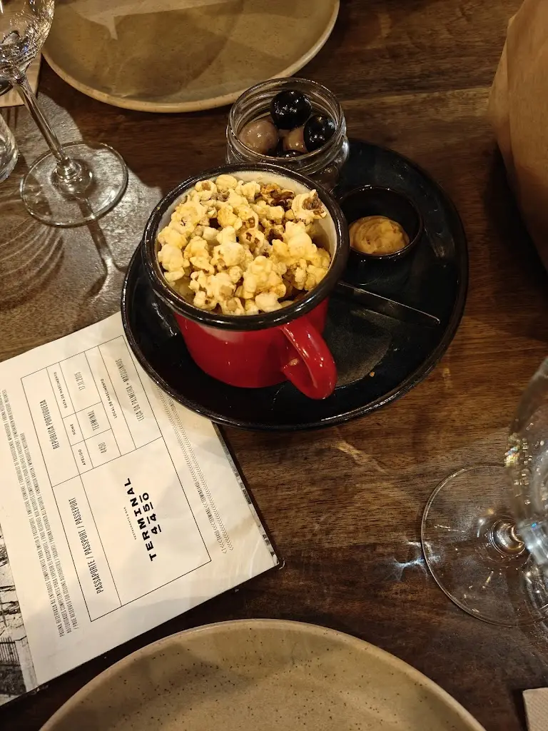 Sérgio De Sousa_Terminal 4450_Leça da Palmeira_review