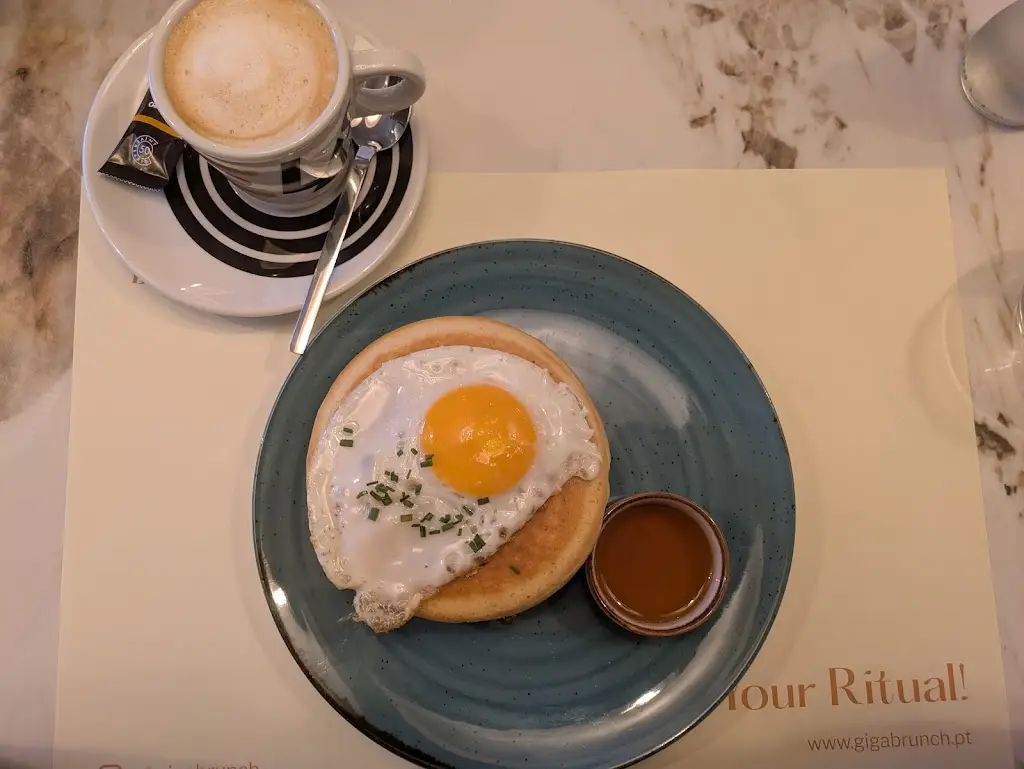 José Viana_Giga Brunch_Ermesinde_recensione