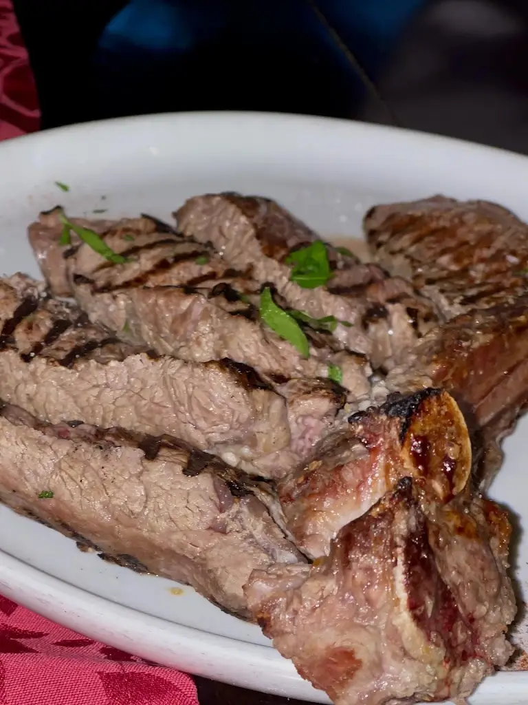 P Vieira_Praceta_Milheirós de Poiares_recensione