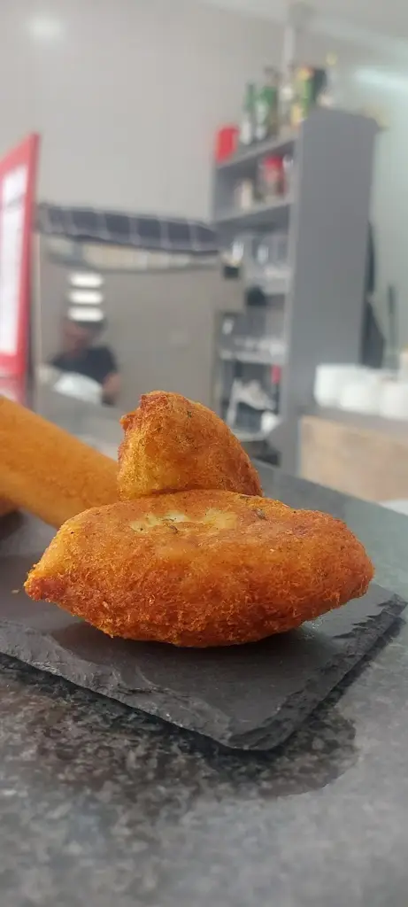 Tipicamente Restaurante&Petisqueira_Ermesinde_slider_image_2