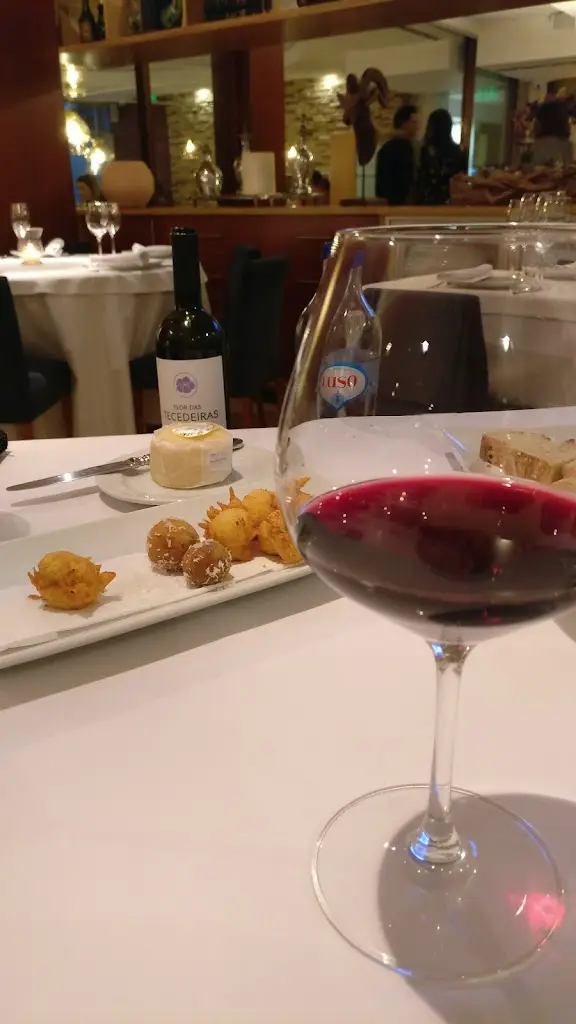 Aléxis Santos_Restaurante Visconde_Lousada_reseña