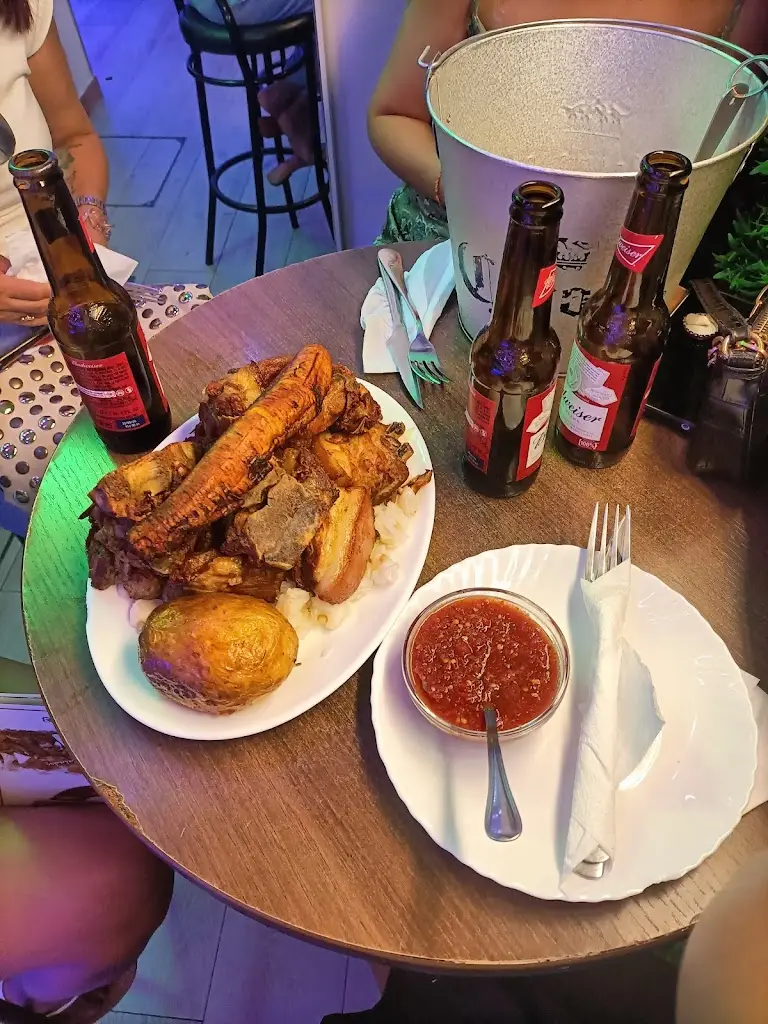 Sjoerd Sneeboer_As Medas_Milheirós de Poiares_recensione