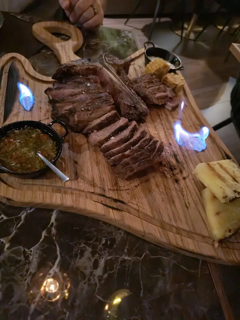 Rita Costa_Gold Garden Restaurant_Carvalhosa_review