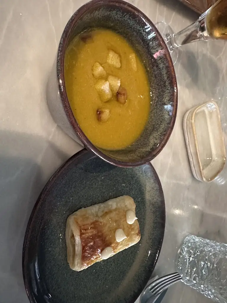 Kesavan Veerasingam_Tapper Fine Food Special Drinks_Carvalhosa_recensione