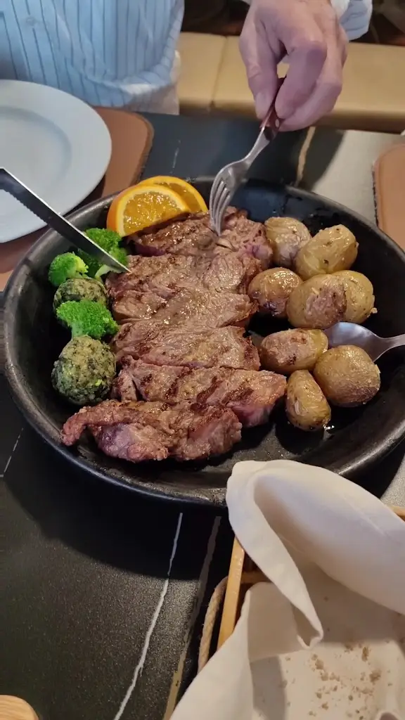 Tasca da Gusta_Carvalhosa_slider_image_2