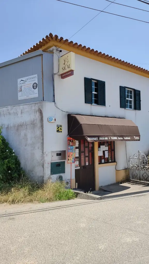 Domingos Moreira_Tasca O Telheiro_Salreu_recensione