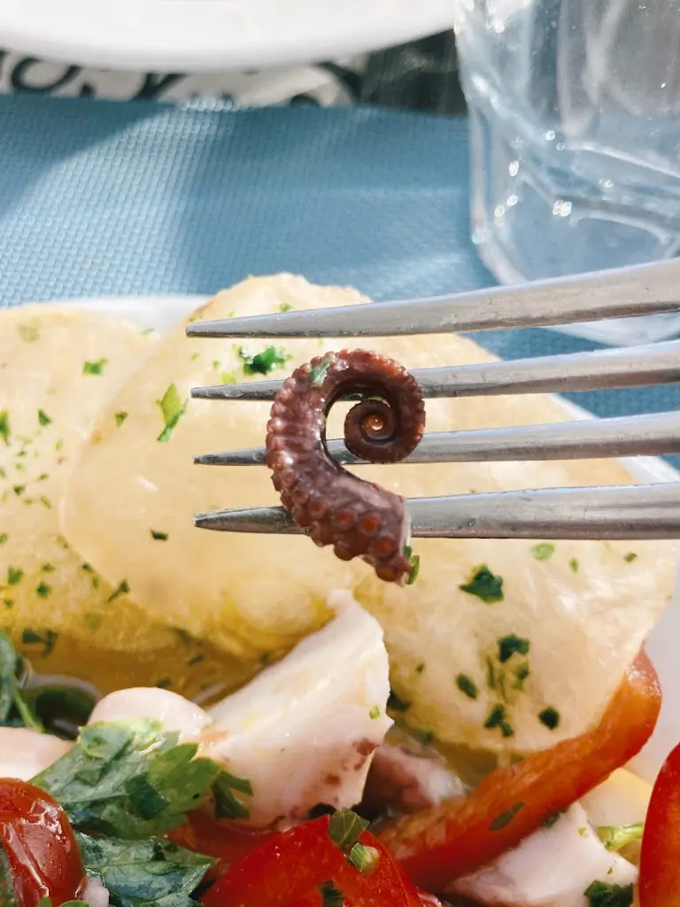 Katerina Novozhilova_Marina Azul Restaurante_Calheta de São Jorge_review