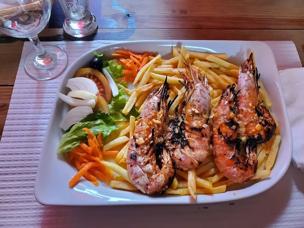 Mark Tavares_Escondidinho_Murtosa_reseña