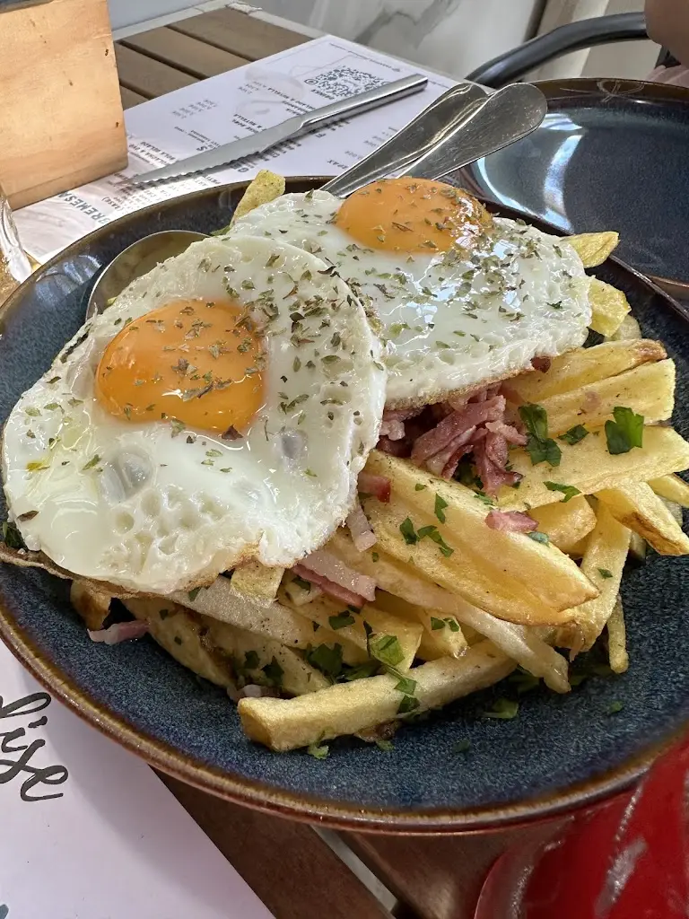 Menu_Paradise Restaurante_Lavra_image_9