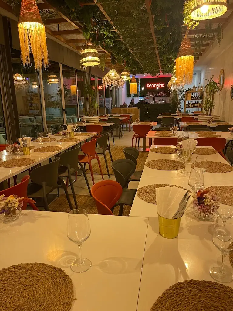 Bermelho restaurant & beach bar ristorante a Lavra