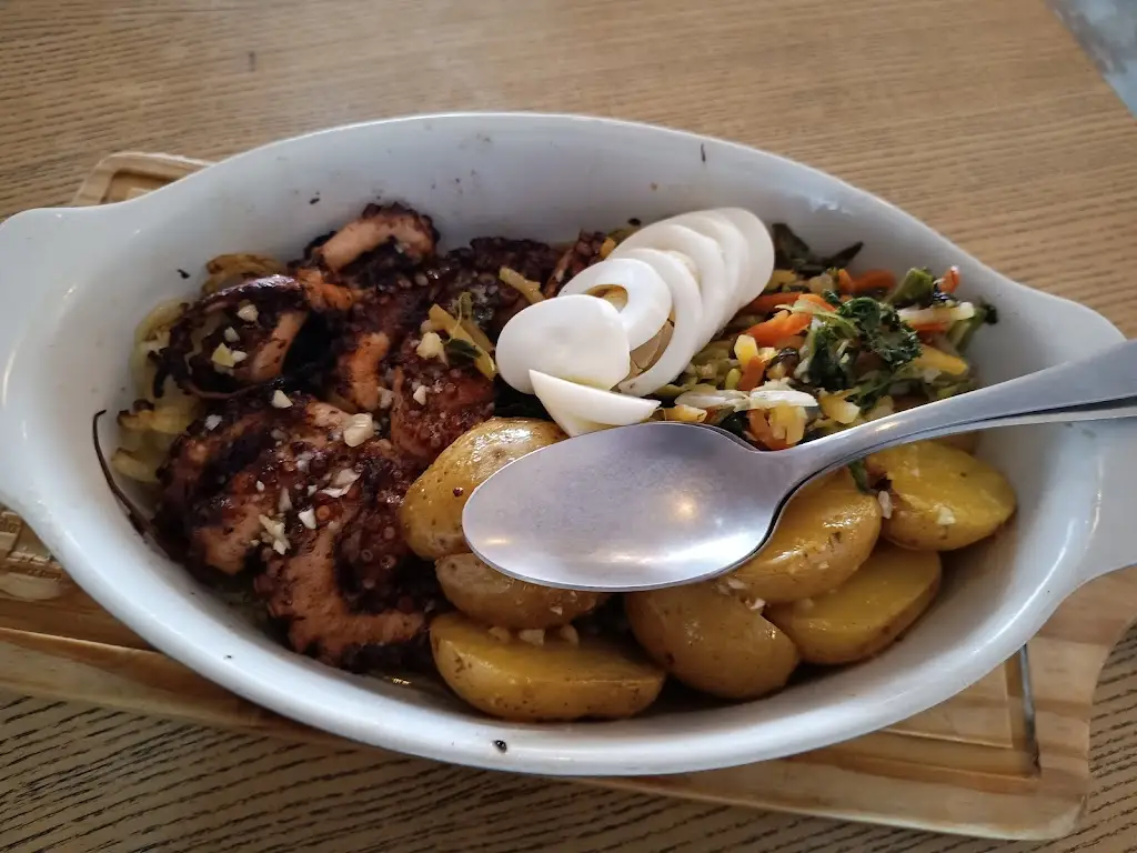 Svetlana Smirnova_Restaurante Lobo do Mar 1894_Lavra_recensione