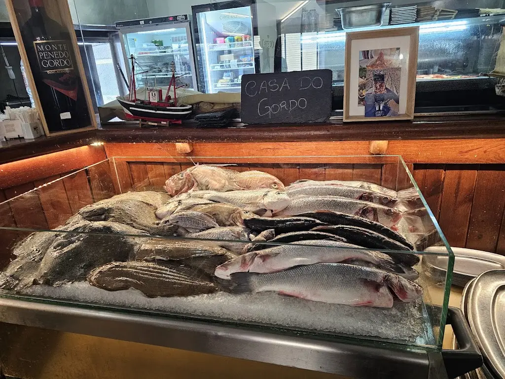 Laura Lauer_A Casa do Gordo_Lavra_reseña