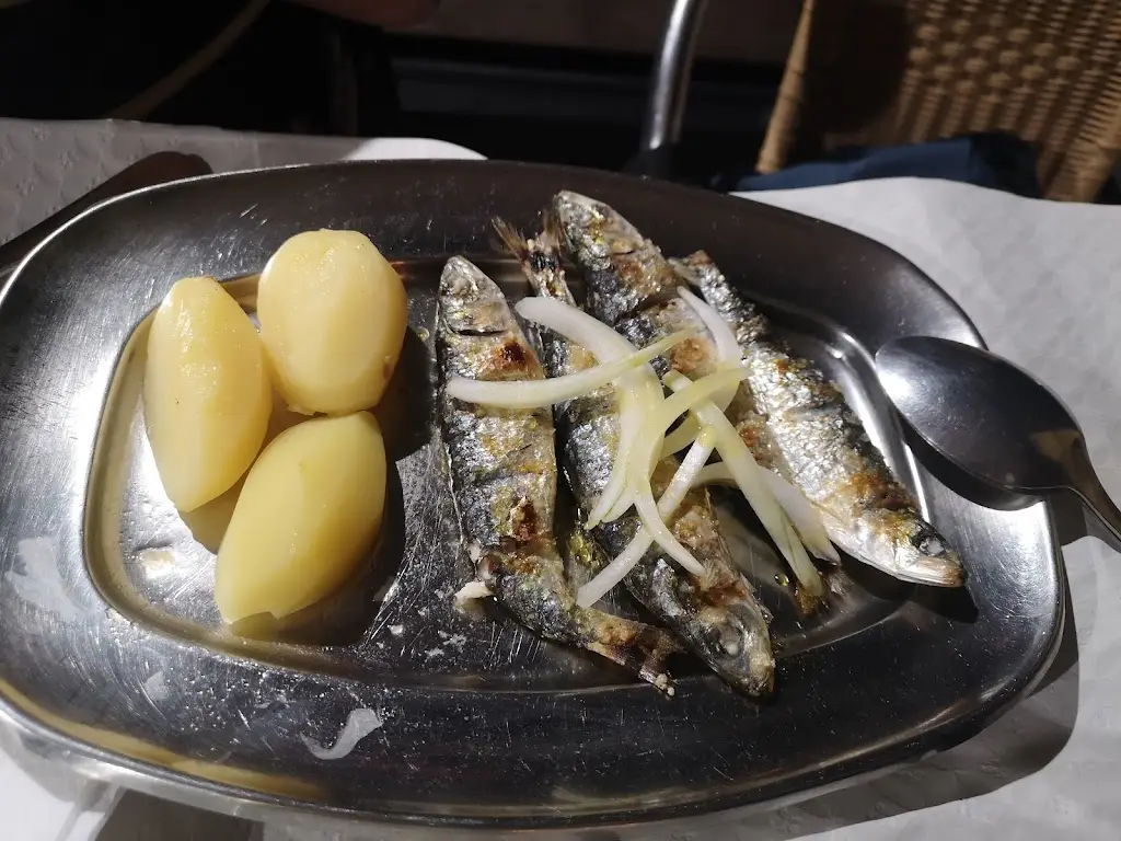 Menu_RESTAURANTE POR DO SOL_Lavra_imagen_4