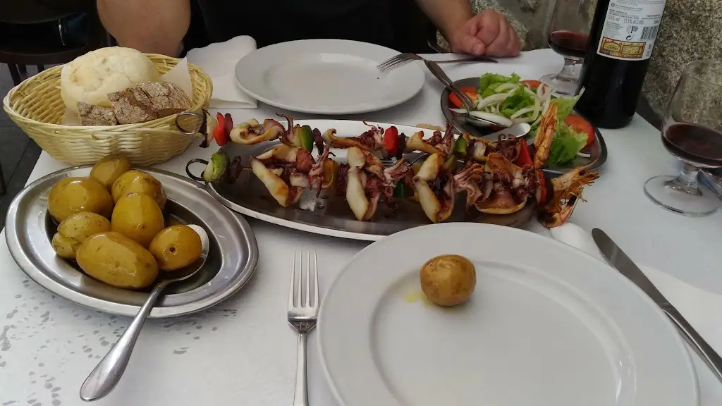 Menu_RESTAURANTE POR DO SOL_Lavra_imagen_5