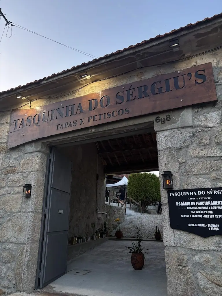 Eugenia Cozma_Tasquinha do Sérgiu’s_Gemunde_recensione