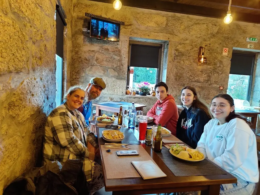 Joana Martins_Tasquinha do Sérgiu’s_Gemunde_recensione