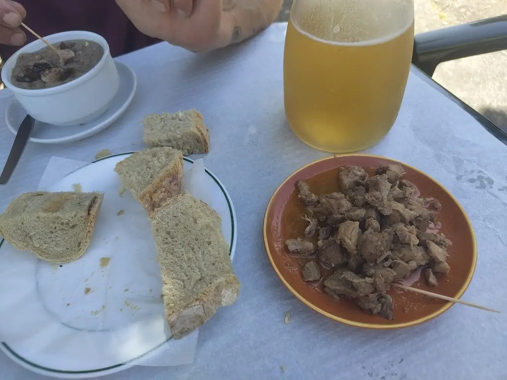 Hugo Oliveira_O Taberneiro | Casa de Petiscos_Foz do Sousa_recensione