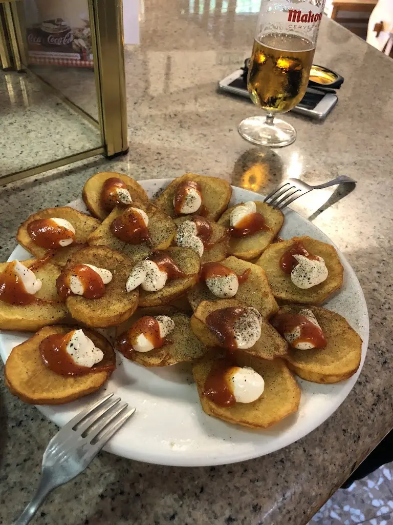 Mirella Paula_Café Snack Bar - O Moliceiro_Murtosa_recensione