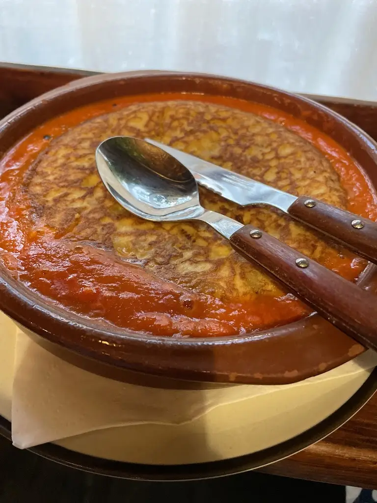 M Lehm_Taberna do chefe_Foz do Sousa_recensione